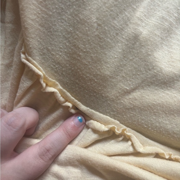 Yellow V-Neck Ruffle Hem Top - Picture 2 of 2